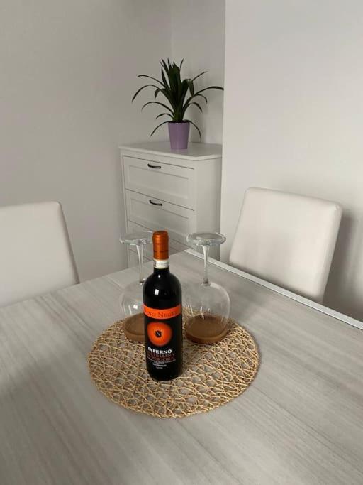 Apartament Casa Mirta Mandello del Lario Zewnętrze zdjęcie
