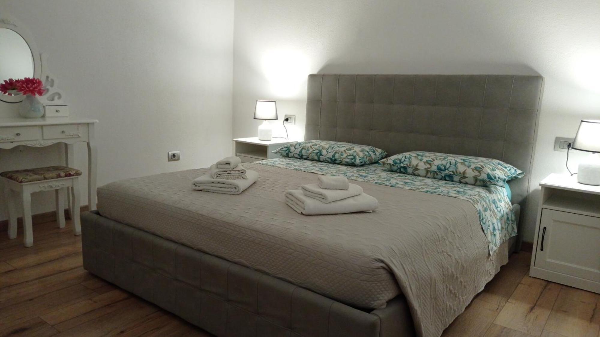 Apartament Casa Mirta Mandello del Lario Zewnętrze zdjęcie